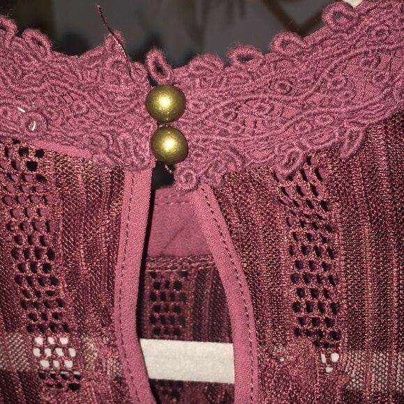 Chance or fate xs lace top - Picture 6 of 7